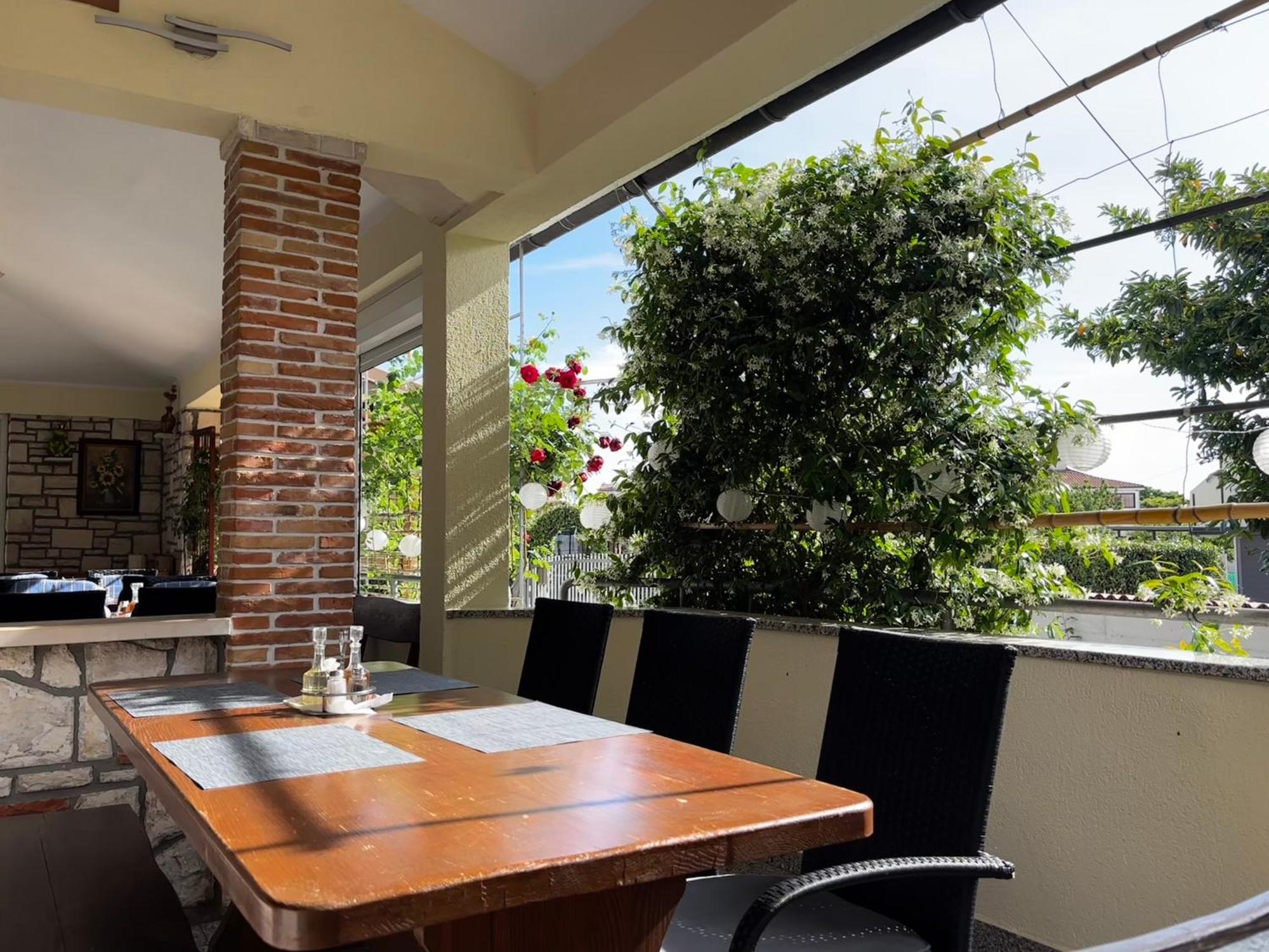 Apartmani Rozi Umag Exteriör bild