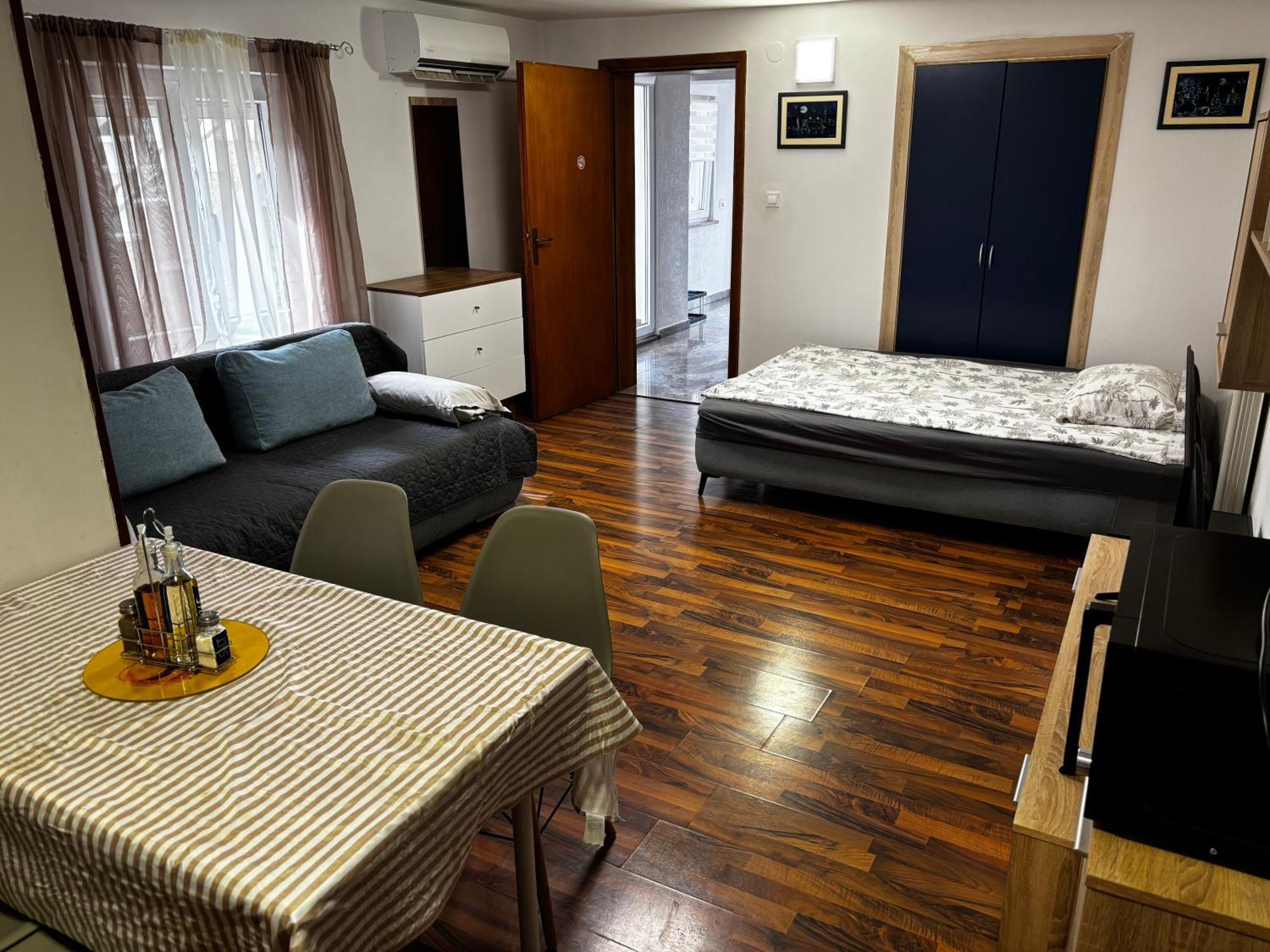 Apartmani Rozi Umag Exteriör bild