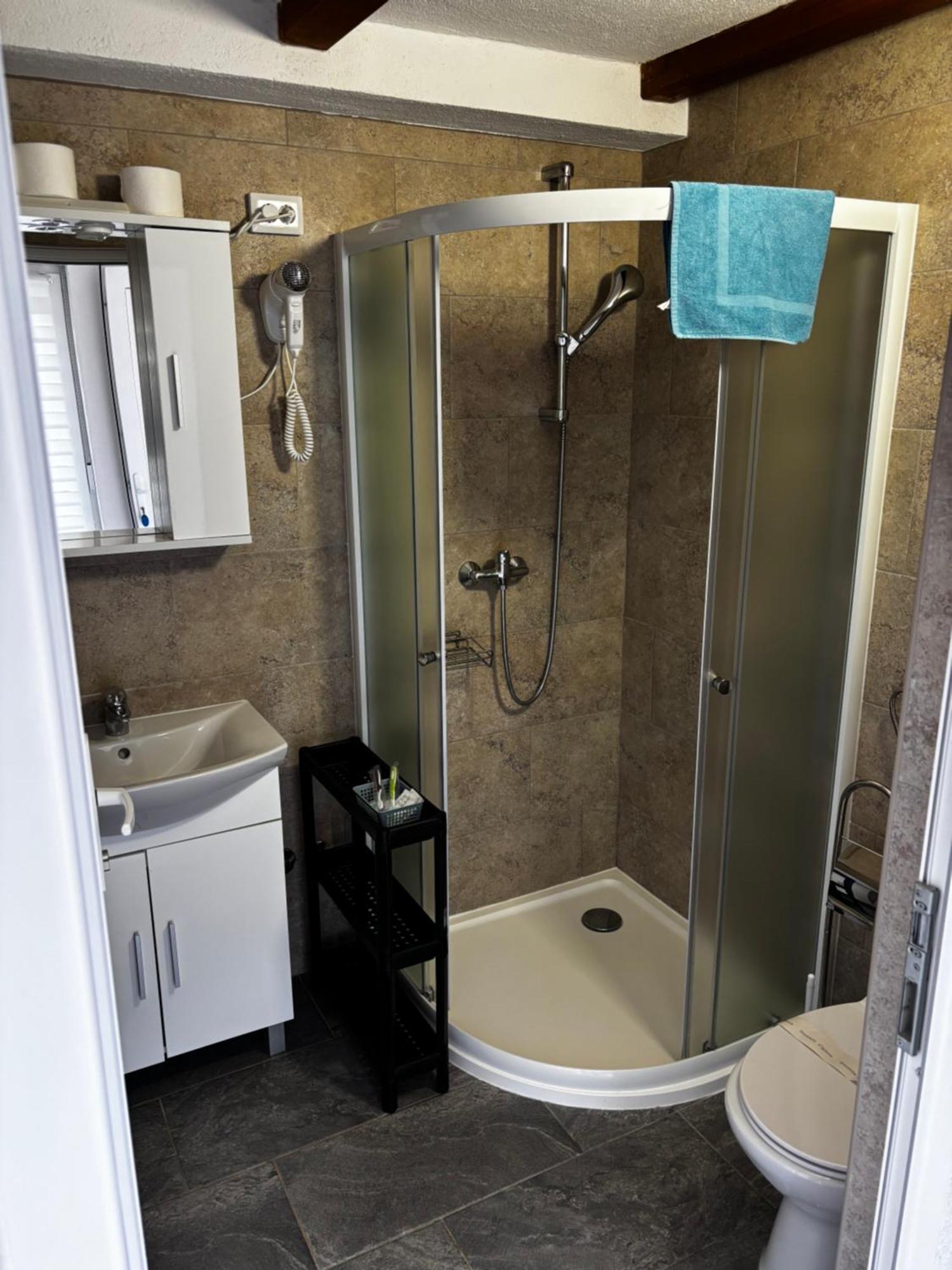 Apartmani Rozi Umag Exteriör bild