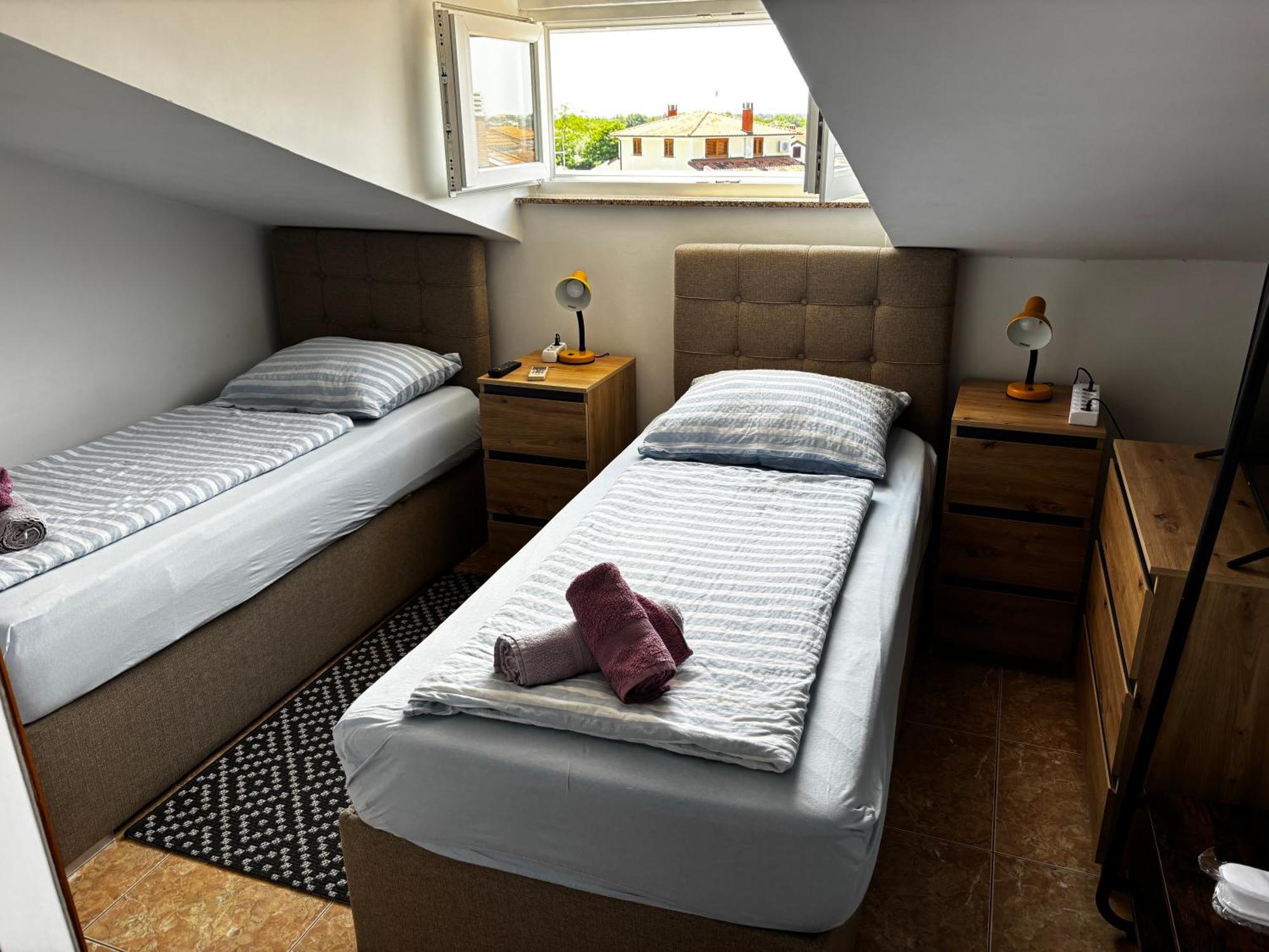 Apartmani Rozi Umag Exteriör bild