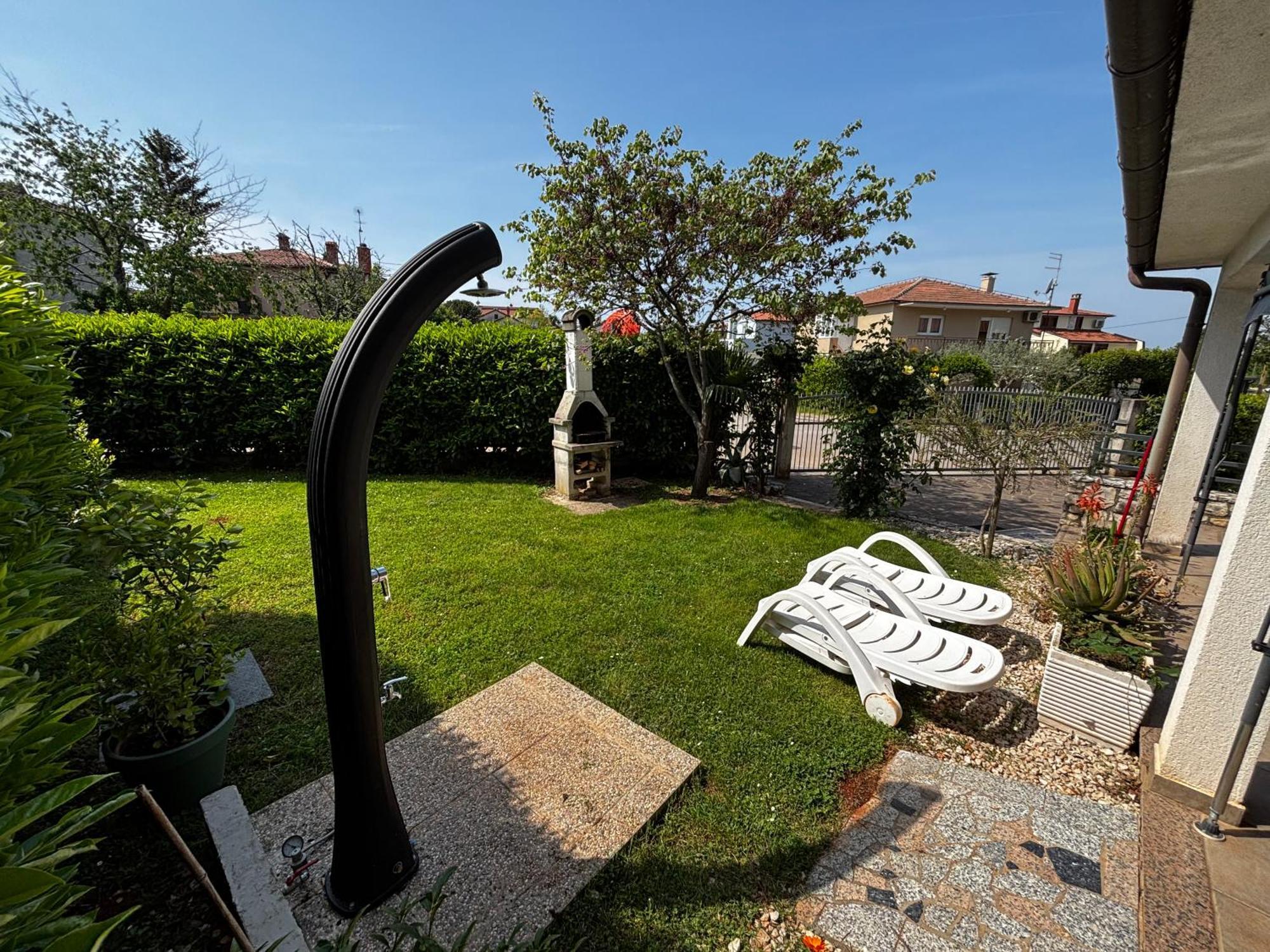 Apartmani Rozi Umag Exteriör bild